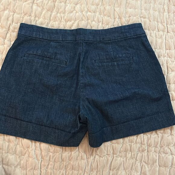 Banana Republic Dark Blue Jean Shorts with Button Detail size 0/25 - Picture 9 of 9